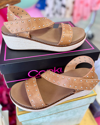 Chat Chat Wedge Sandals