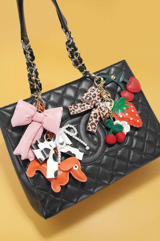 JOSSLYN by wall to wall - TRENDING PUFFY BOW RIBBON BAG CHARM KEYCHAIN | 40KC109: Off White