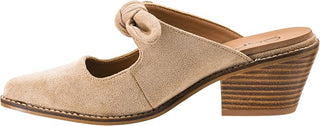 Oh Bow She Didn't by Corkys in Camel