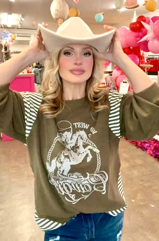 Remi Graphic Top
