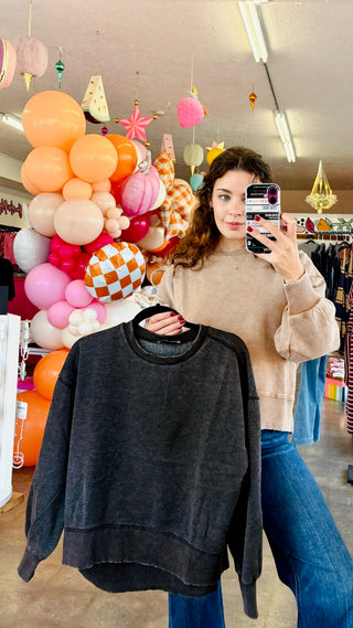 Galleria Oversized Pullover
