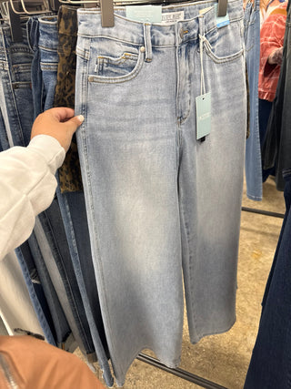 Jonesy Retro Wide Jeans