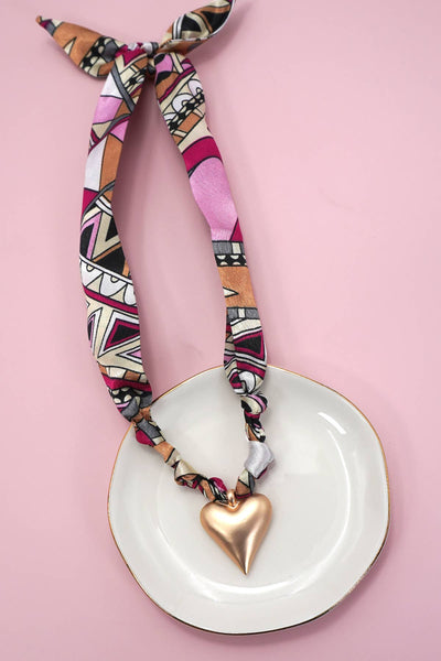 JOSSLYN by wall to wall - HANDMADE SCARF CHARM NECKLACE | 80N91790: B
