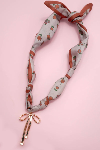 JOSSLYN by wall to wall - HANDMADE SCARF CHARM NECKLACE | 80N91790: B